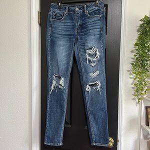 AE Tomgirl jeans